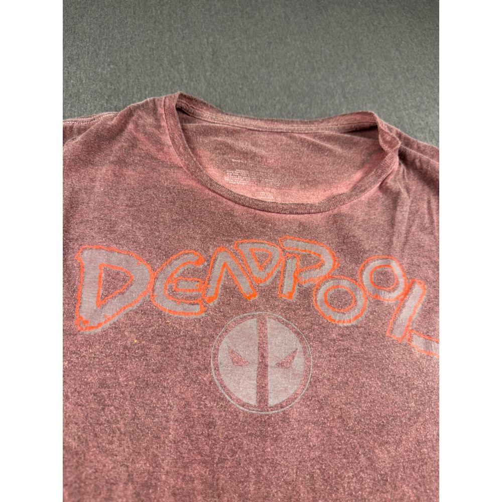 Marvel Deadpool Wolverine Best Bubs Graphic T-Shirt Burgundy Mineral Wash Medium